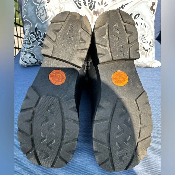 Harley Davidson woman’s riding black boots with zip up side/tie up middle. S:7.5 - Picture 6 of 12